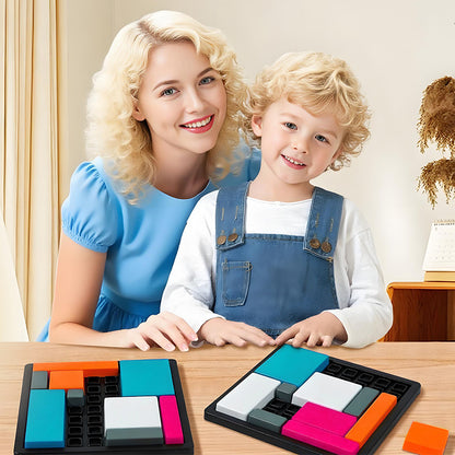 Gioco di puzzle creativo con blocchi geometrici