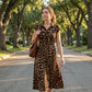👗 SCONTO DEL 50% 🐆 Elegante abito da donna con risvolti e stampa leopardata – Taglio fluido e collo lavorato – Perfetto per un look chic o casual – Leggero e comodo da indossare ✨